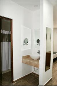 Hotel Capital Frontera