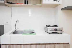 Lovely Studio Apartment M-Town Residence near Summarecon Mall By Travelio