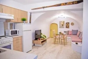 Areopolis Art - Dhirós