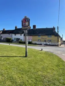 The Swan Inn - 拉文纳姆