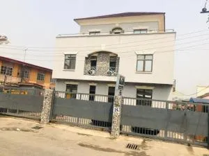 Mayors & Diplomats Suites Opebi - Ogudu