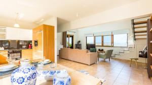 Villa Staride, sea view, private heated pool, playground