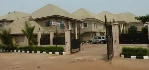 Room in Lodge - Definite Destiny Hotel - Asaba