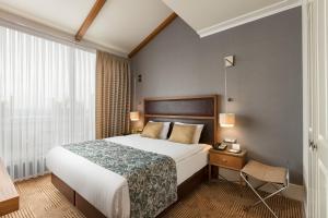 Executive Double Room with Balcony room in Titanic City Taksim
