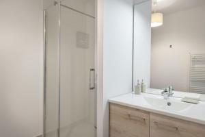 50m plage, appartement vue mer pour 3