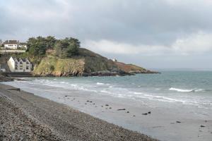 Appartements Esprit villa balneaire sur la cote bretonne pour trois personnes : photos des chambres