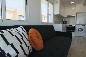 Phaedrus Living Seaside Flat Lighthouse 63