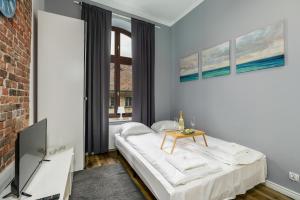 OLD TOWN Studio Święty Wojciech street - Poznań by Renters