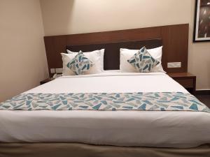 Park Residency Adoor