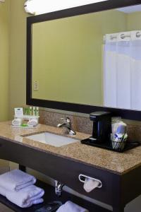 Queen Room with Two Queen Beds - Non-Smoking room in Holiday Inn Express Hotel & Suites Saginaw an IHG Hotel
