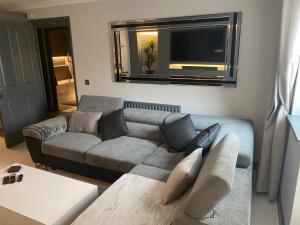Beautiful modern cosy central apartment sleeps 4