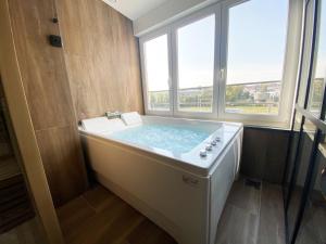 Capsule Gaming balnéo & billard & babyfoot & sauna 2 chambres
