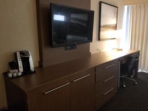 Holiday Inn Express Edmonton Downtown by IHG