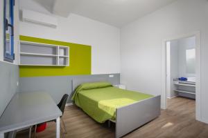 Single Room with Terrace room in Albergue Juvenil Colegio Mayor Galileo Galilei