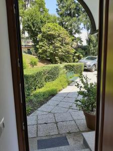 BMP APARTMENT GIOIOSA 2 giardino vista Lago Maggiore