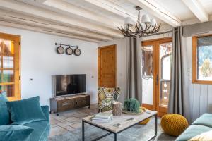 Chalet Lunar