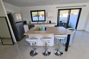 Magnifique Villa avec jacuzzi en option - 马格隆新城