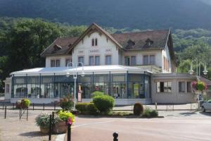 Appartements Zen Studio Les Thermes - Challes Centre - Parking : photos des chambres