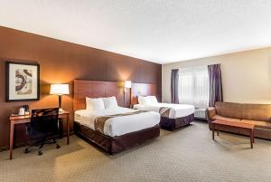 Suite with Two Queen Beds - Accessible/Non-Smoking room in Quality Inn Sheboygan