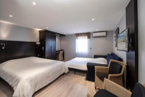 Hotels Logis Cottage Hotel : photos des chambres