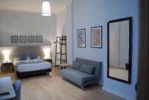 Superior Quadruple Room room in La Perla Granada Suites