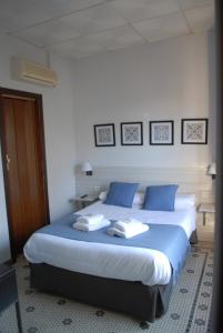 Family Room room in La Perla Granada Suites