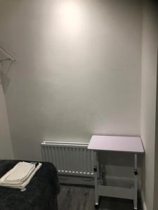 Modern Comfort House On Eamont RD