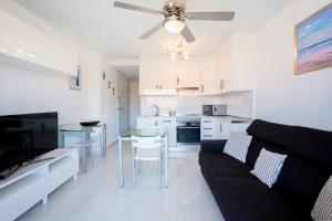 GO2TENERIFE ApartZebra Pool & Sea view