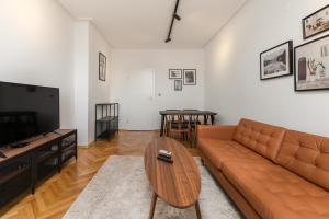 Industrial 2 BDR Flat by the National Stadium