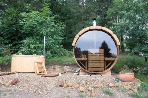 ENJOY Cozy HOME Hills & Forest & Views & Gardens & Sauna Whirlpool Bath