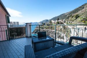 Studio Apartment with Sea View room in Luxury Seaview Apartments Manarola