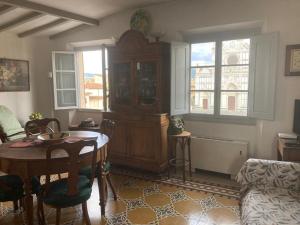 ATTICO IN PIAZZA SANTA CROCE