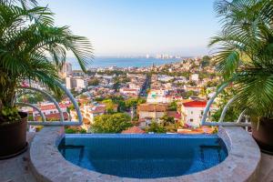 Luxury villa rental, Casa Yvonneka