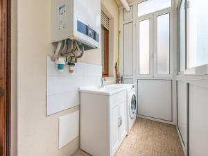 Apartment on Shopping street img22