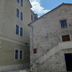 Lana & Ena Apartments