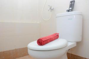 2BR Comfy Bassura City Apartment By Travelio