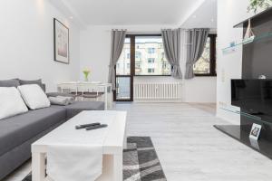 Apartments Riviera Świętojańska by Noclegi Renters