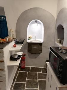 Kastro Gate Apartment ,entrance to an ancient village Sifnos Greece