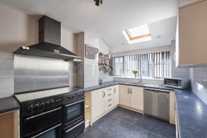 Host & Stay - Rosedale House