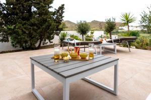 TurAlmeria - Casa Tranquila con Jardín y Aparcamiento privado