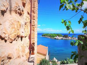 Gytheio Retreat, Panoramic Sea View apartment Lakonia Greece