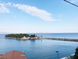 Gytheio Retreat, Panoramic Sea View apartment Lakonia Greece