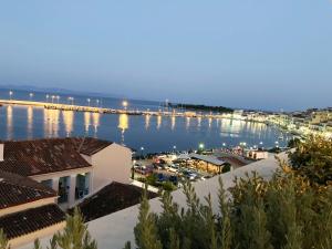 Gytheio Retreat, Panoramic Sea View apartment Lakonia Greece