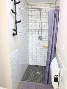 Monument Garden SWEET