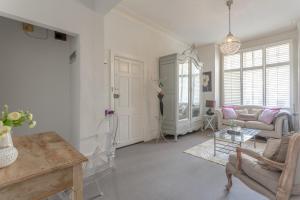 Stylish 1 Bed Apartment Near Battersea Park