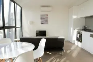 Brand New 1 Bedroom Apartment in South Melbourne - Melbourne
