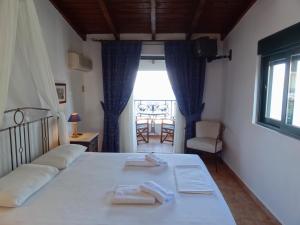 Dionysos Hotel Agistri Greece