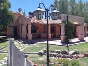 Casa con parque por los caminos del vino