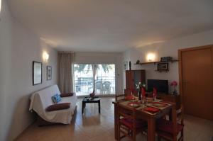 RNET - Sandra I A2 - Roses Santa Margarita