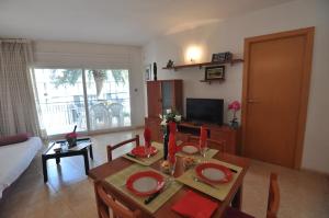 RNET - Sandra I A2 - Roses Santa Margarita